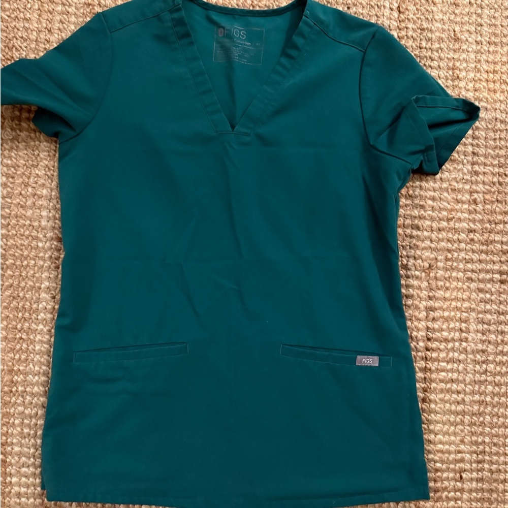 FIGS Catarina Scrub Top Hunter Green